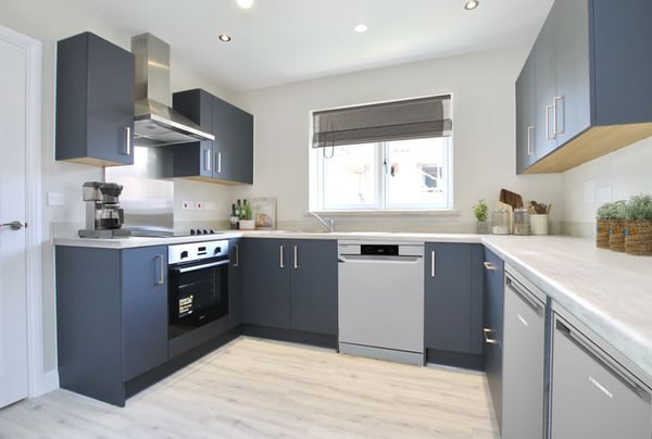 3 bedroom house for sale - Image 3