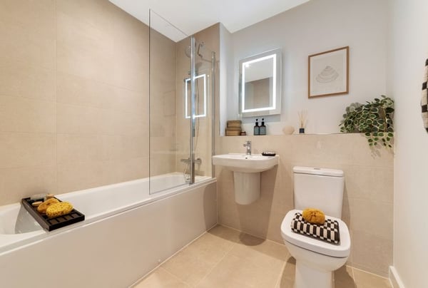2 bedroom apartment for sale - Image 3