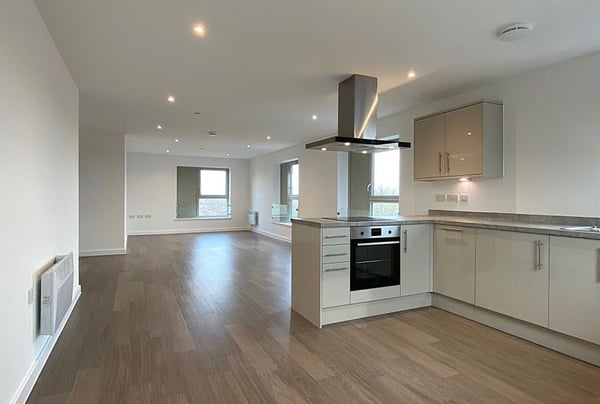 1 bedroom apartment for sale - Image 1