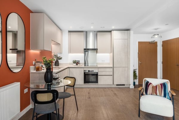 2 bedroom apartment for sale - Image 1