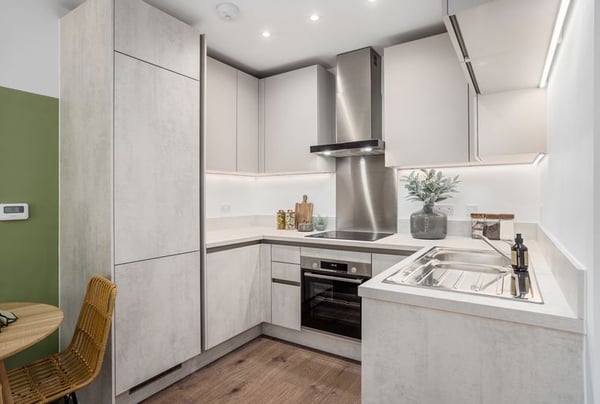1 bedroom apartment for sale - Image 1