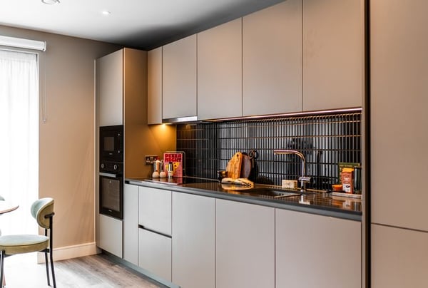 1 bedroom apartment for sale - Image 1