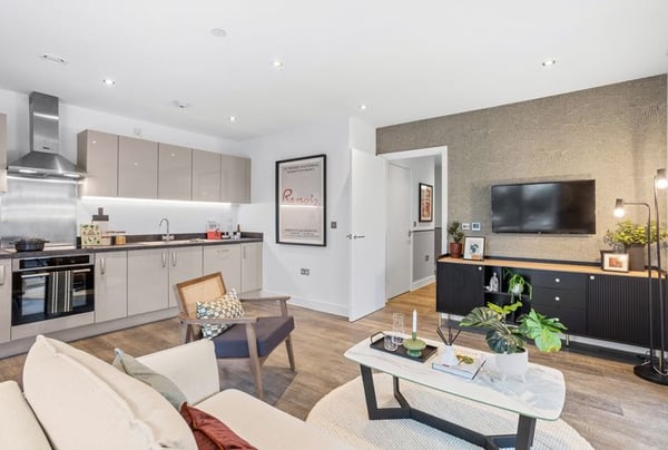 2 bedroom apartment for sale - Image 2