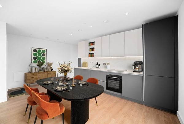 2 bedroom apartment for sale - Image 3
