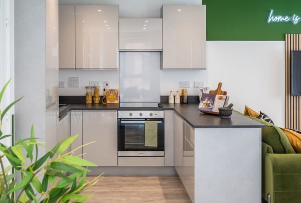 1 bedroom apartment for sale - Image 2
