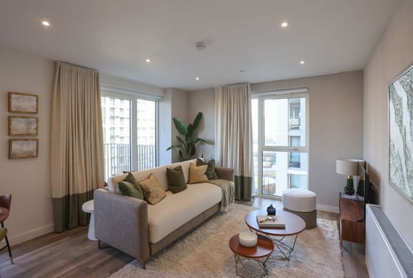 2 bedroom apartment for sale - Image 1