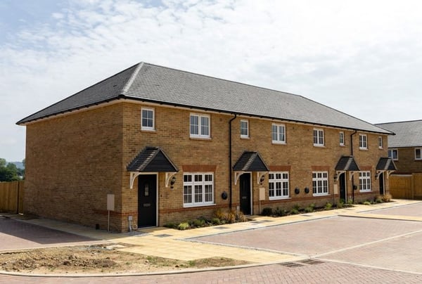 3 bedroom house for sale - Image 2