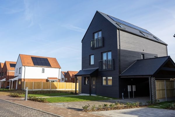 4 bedroom house for sale - Image 2