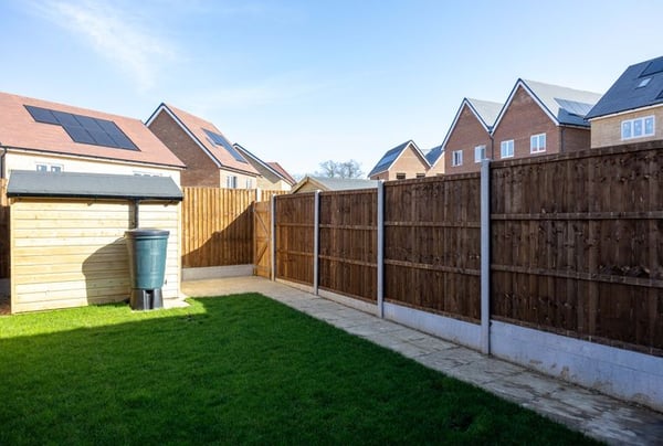 3 bedroom house for sale - Image 3