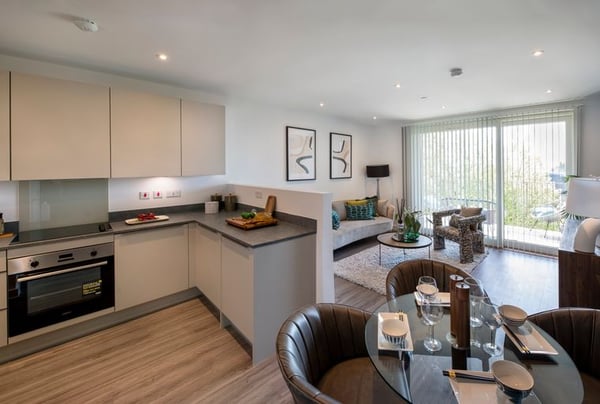2 bedroom apartment for sale - Image 1