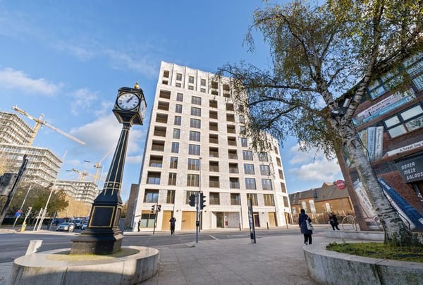 1 bedroom apartment for sale - Image 3