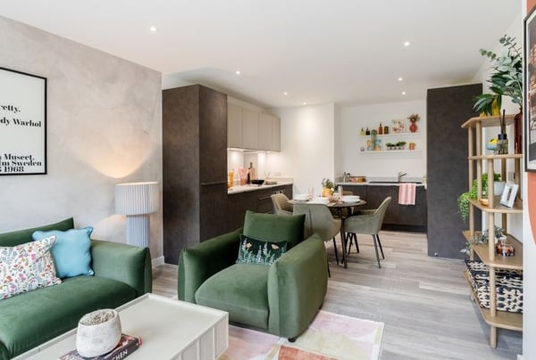 1 bedroom apartment for sale - Image 2