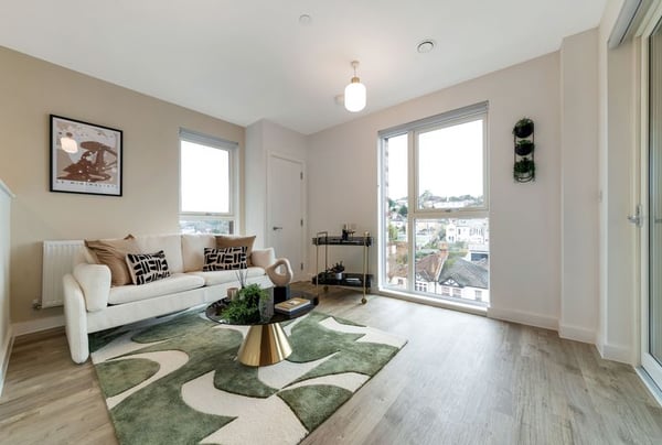 1 bedroom apartment for sale - Image 1