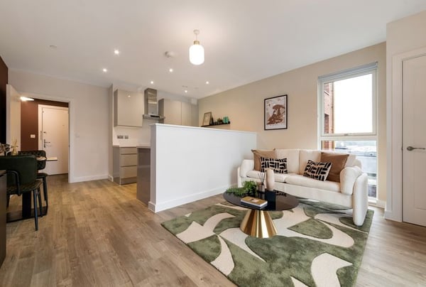 1 bedroom apartment for sale - Image 2