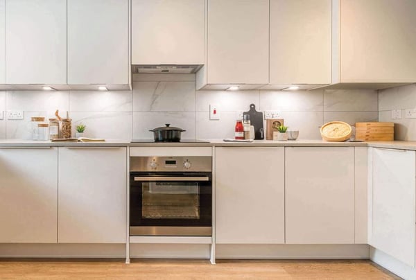 2 bedroom apartment for sale - Image 2