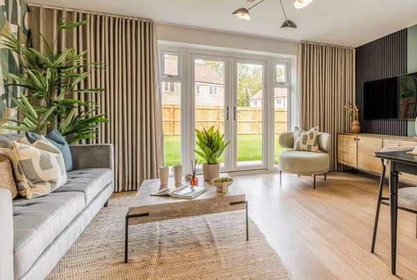 3 bedroom house for sale - Image 2