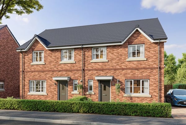 4 bedroom house for sale - Image 1