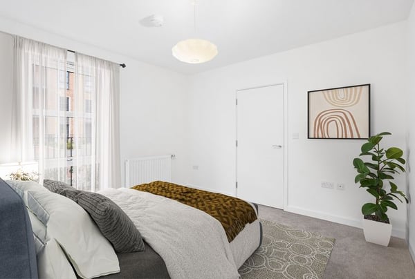 2 bedroom apartment for sale - Image 2