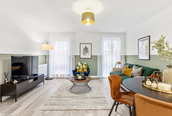 2 bedroom apartment for sale - Image 2