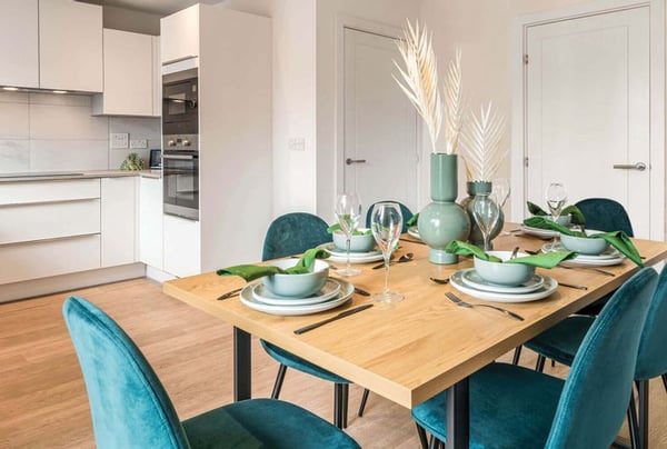 2 bedroom apartment for sale - Image 1