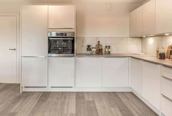 2 bedroom apartment for sale - Image 3