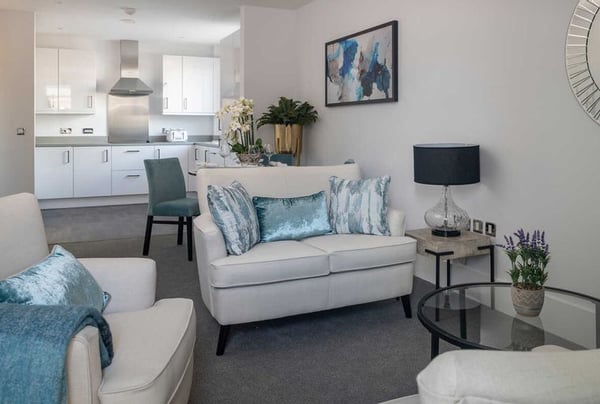 2 bedroom apartment for sale - Image 3