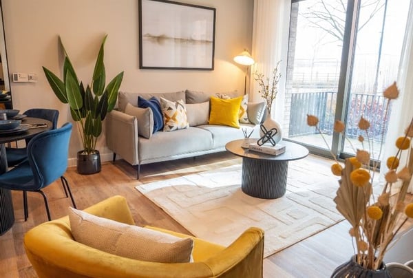 1 bedroom apartment for sale - Image 2
