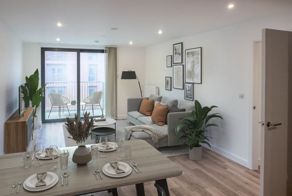 2 bedroom apartment for sale - Image 2