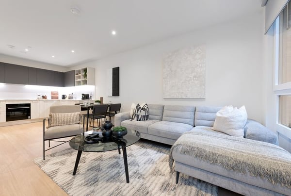 2 bedroom apartment for sale - Image 3