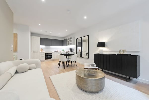 1 bedroom apartment for sale - Image 3