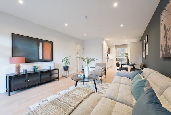 2 bedroom apartment for sale - Image 3