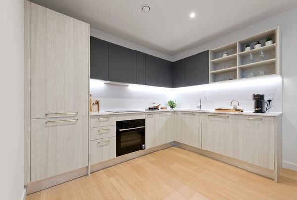 1 bedroom apartment for sale - Image 2