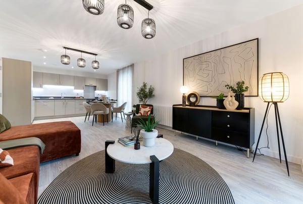 2 bedroom apartment for sale - Image 2