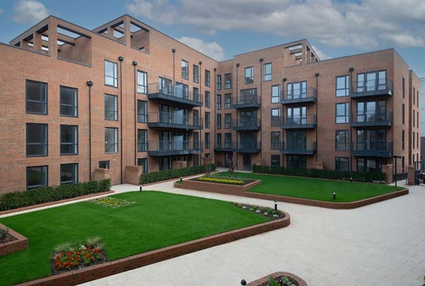 1 bedroom apartment for sale - Image 1