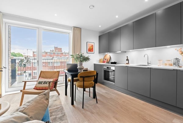 Studio apartment for sale - Image 2