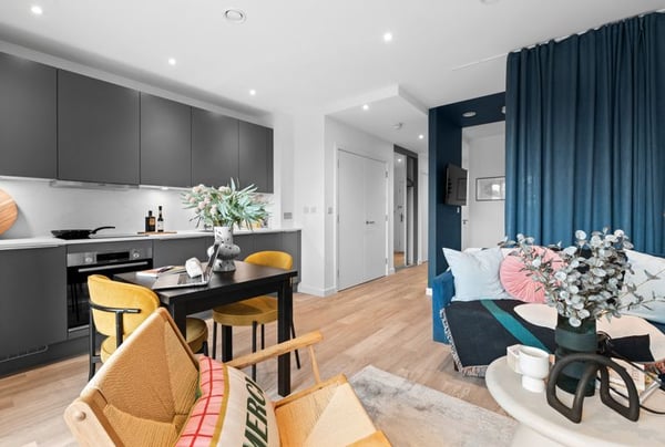 Studio apartment for sale - Image 3