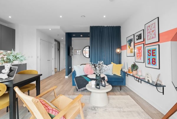Studio apartment for sale - Image 1
