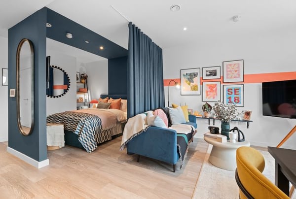 Studio apartment for sale - Image 1