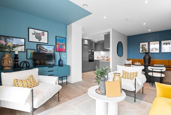 3 bedroom apartment for sale - Image 1