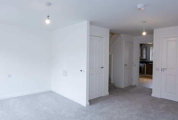 2 bedroom house for sale - Image 3