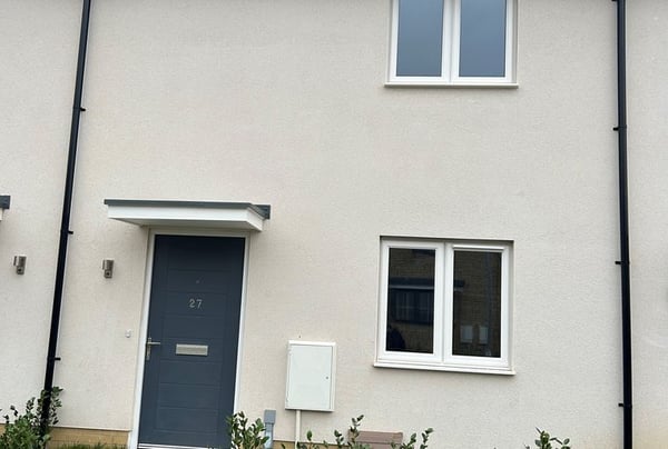 3 bedroom house for sale - Image 1