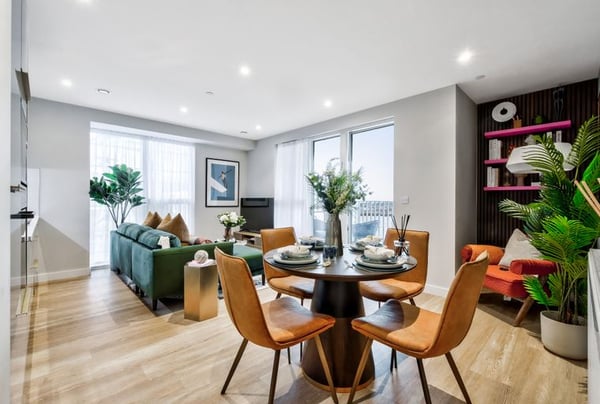 2 bedroom apartment for sale - Image 1
