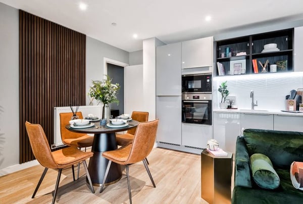 1 bedroom apartment for sale - Image 2