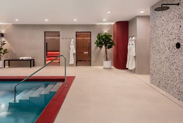 3 bedroom apartment for sale - Image 1