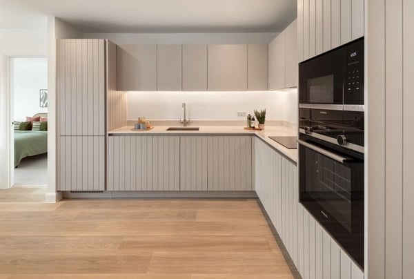 3 bedroom apartment for sale - Image 3