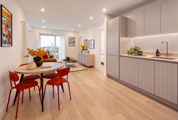 3 bedroom apartment for sale - Image 1