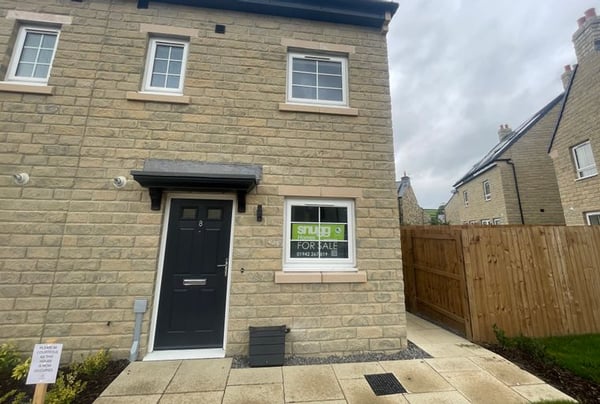 3 bedroom house for sale - Image 1