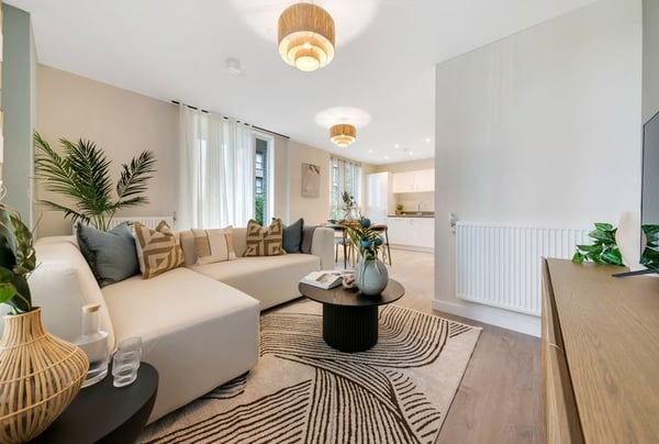 1 bedroom apartment for sale - Image 2