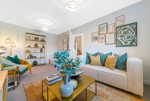 4 bedroom house for sale - Image 2