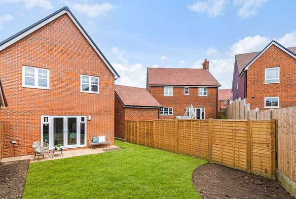4 bedroom house for sale - Image 3